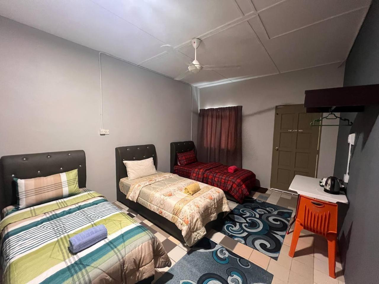 Putra Sentosa Retreat Camp, Sematan Ξενοδοχείο Δωμάτιο φωτογραφία