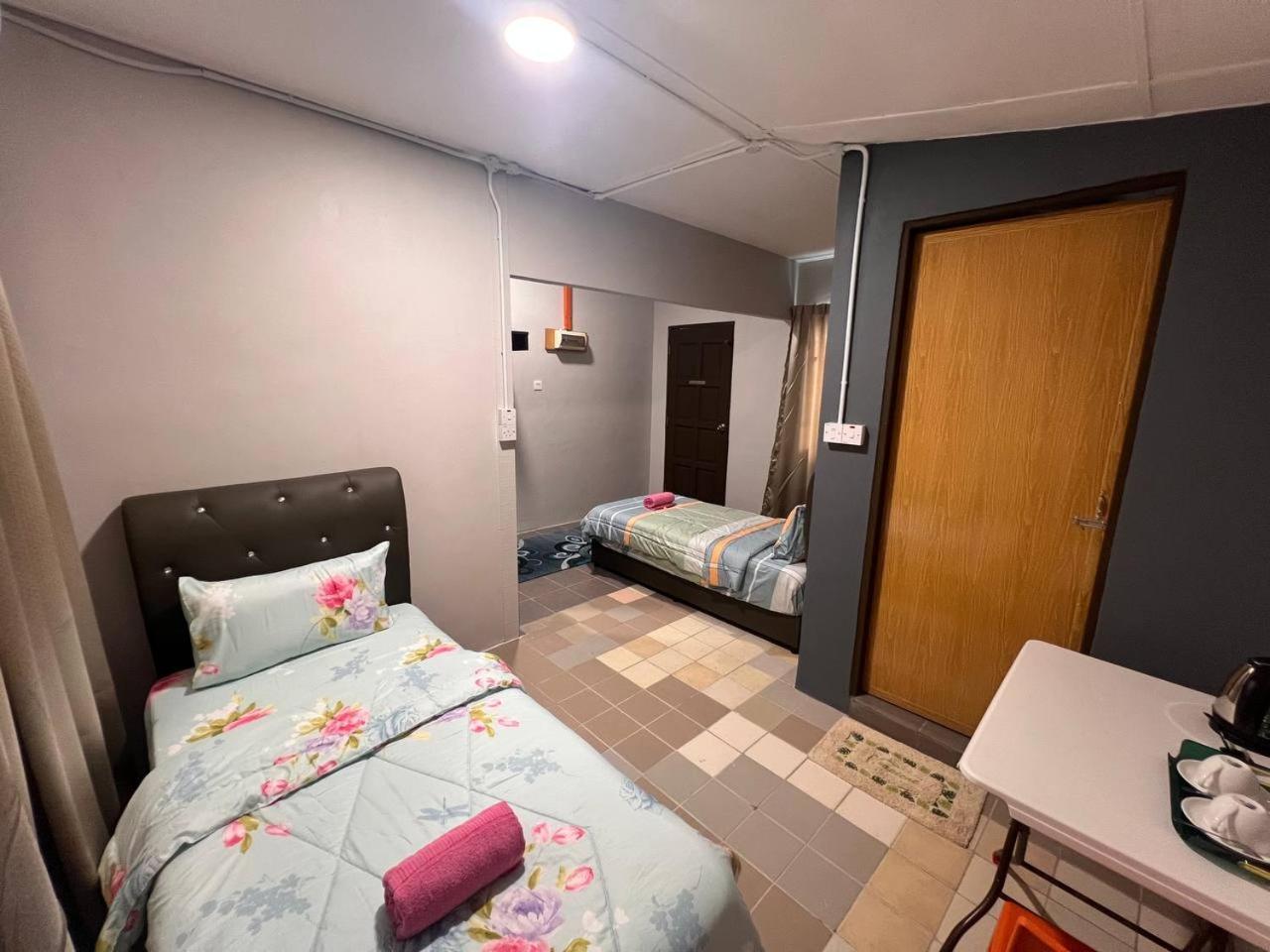 Putra Sentosa Retreat Camp, Sematan Ξενοδοχείο Δωμάτιο φωτογραφία