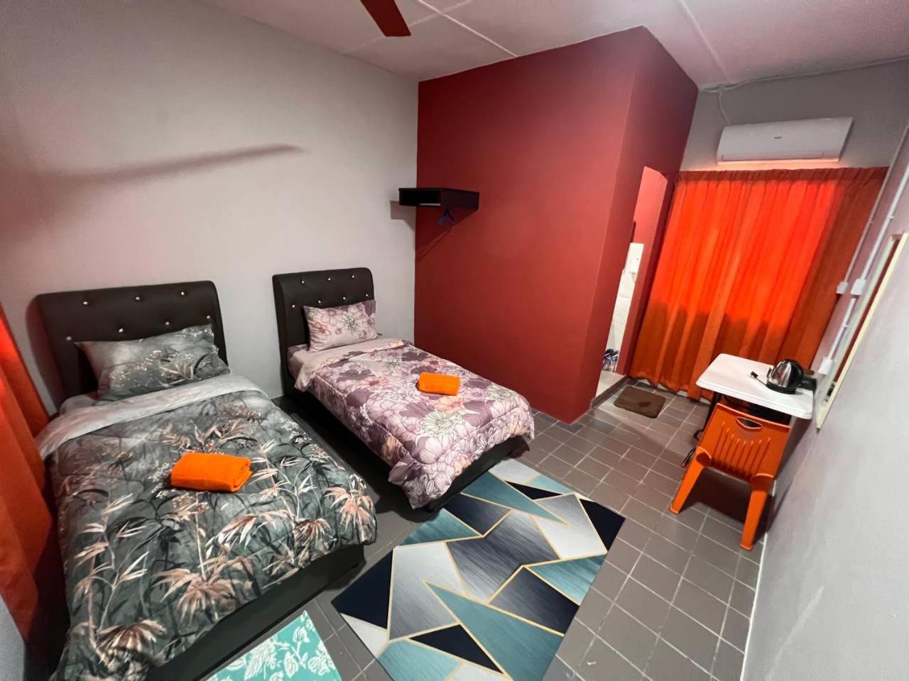 Putra Sentosa Retreat Camp, Sematan Ξενοδοχείο Δωμάτιο φωτογραφία