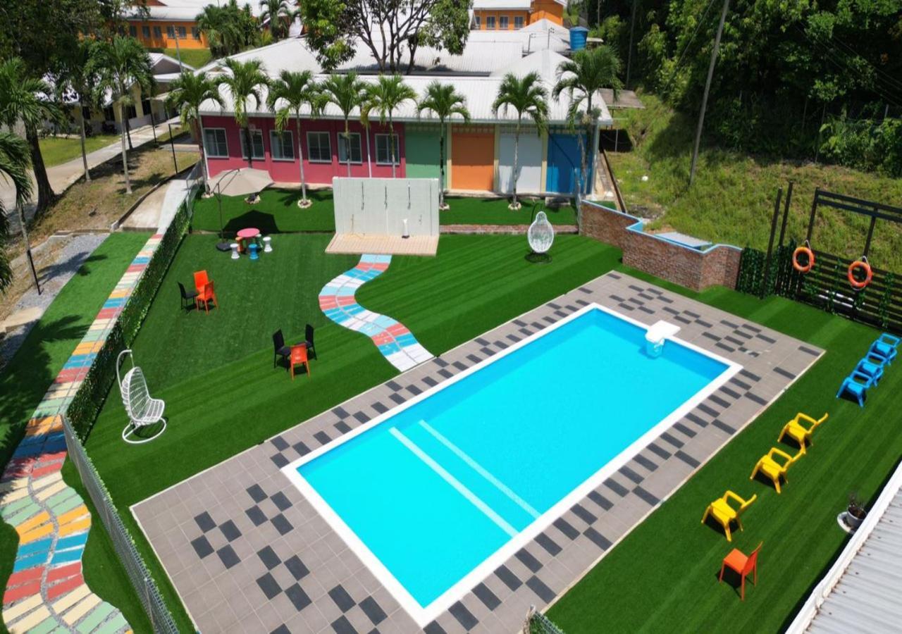 Putra Sentosa Retreat Camp, Sematan Ξενοδοχείο Εξωτερικό φωτογραφία